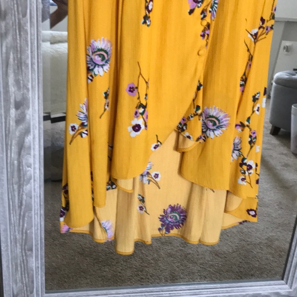 HP ๐นFree people yellow floral midis dress - Picture 6 of 6